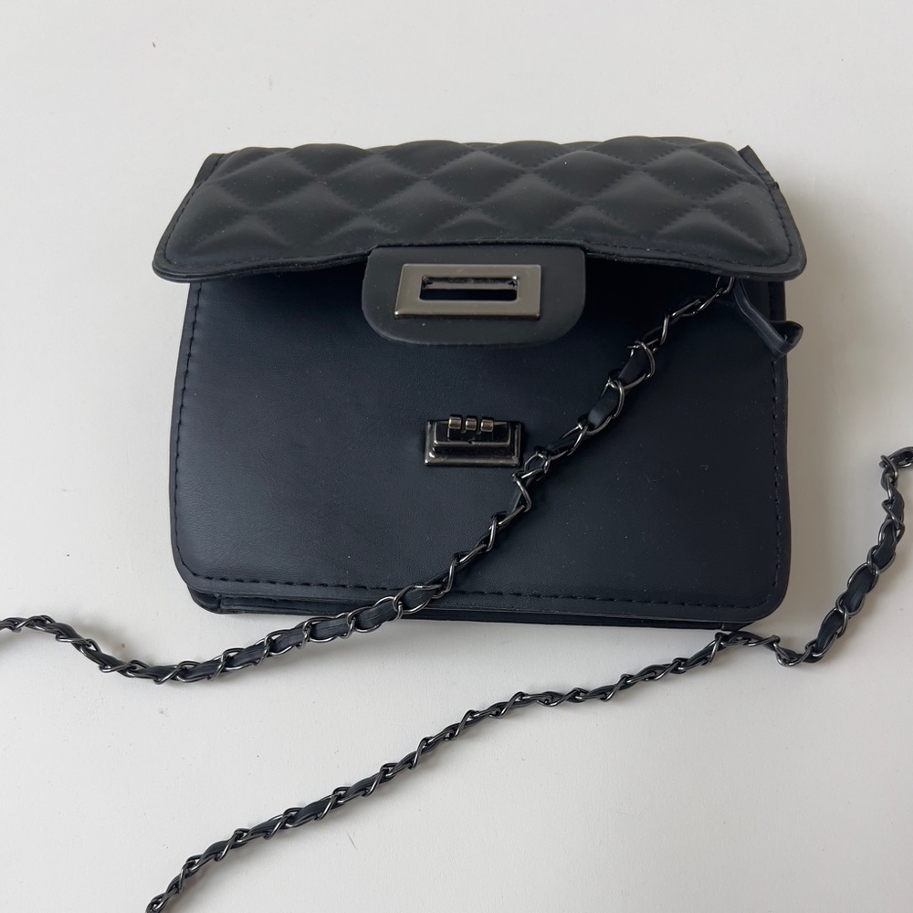 Black Quilted Women's Bag - Picture 3 of 4
